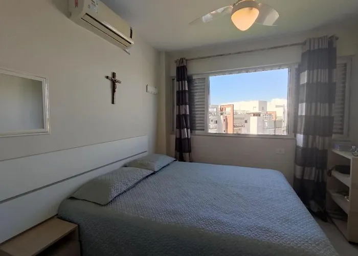 4 Qtos/2 Vagas - 70Mt Da Praia